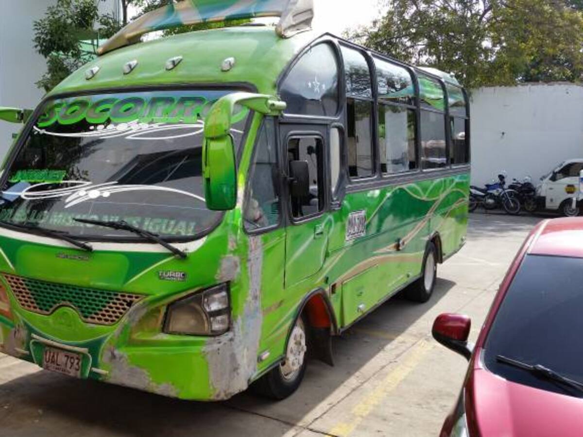 Sanciones busetas de servicio público en Cartagena por realizar transbordos