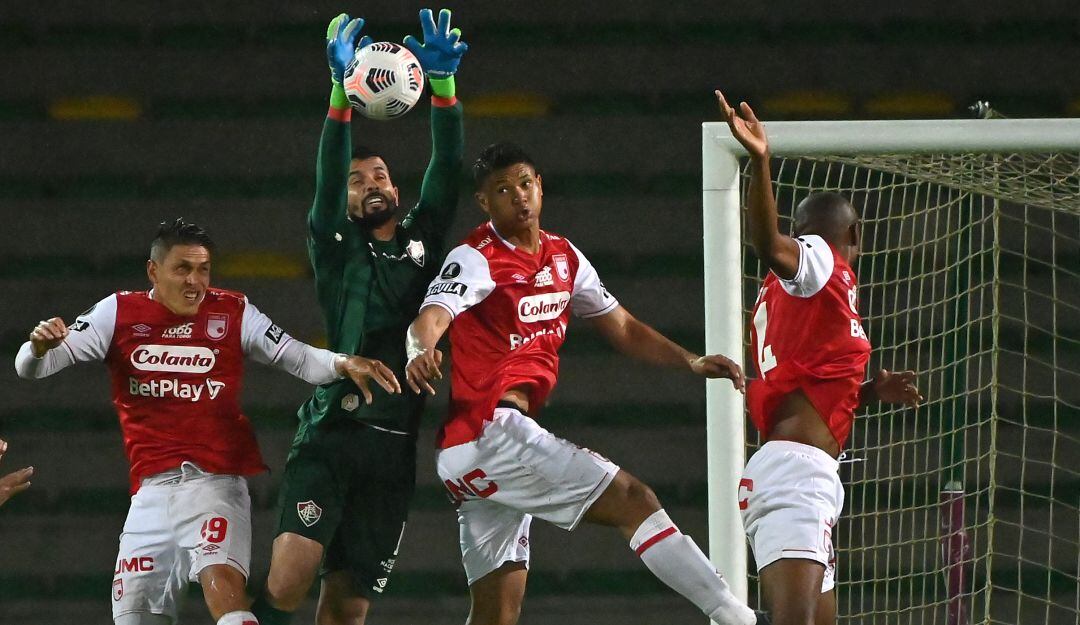 Independiente Santa Fe en el partido ante Fluminense por Copa Libertadores