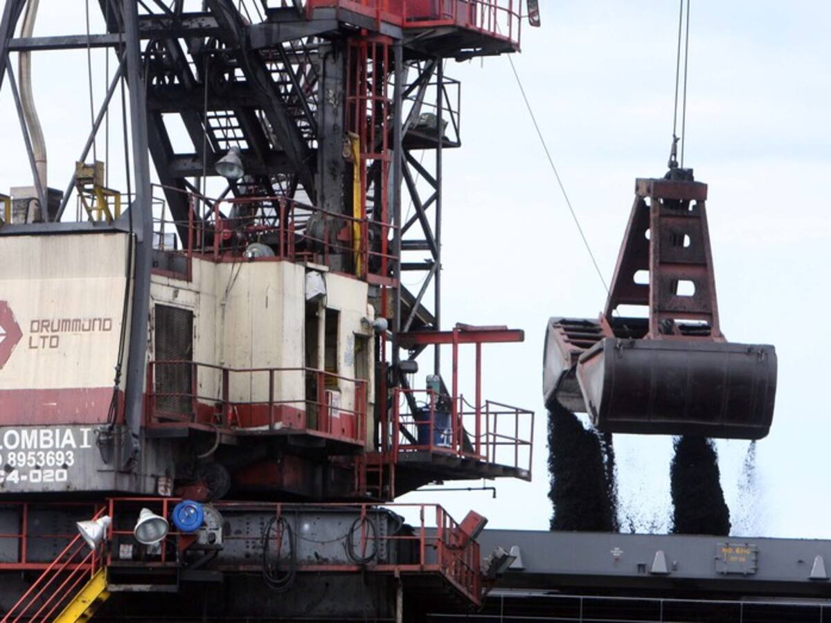 Justicia estadounidense exonera a Drummond de vínculos con paramilitares en Colombia