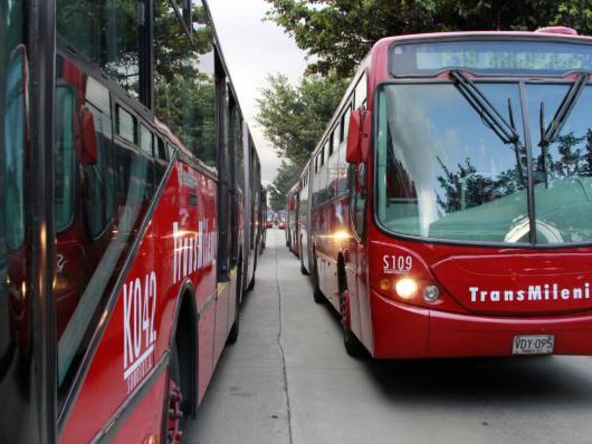 Concejales piden a Petro no abrir licitación de Transmilenio por la Avenida Boyacá