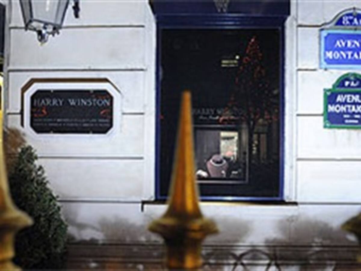 Robo millonario e histórico en la joyería Harry Winston de París: 100 millones de dólares