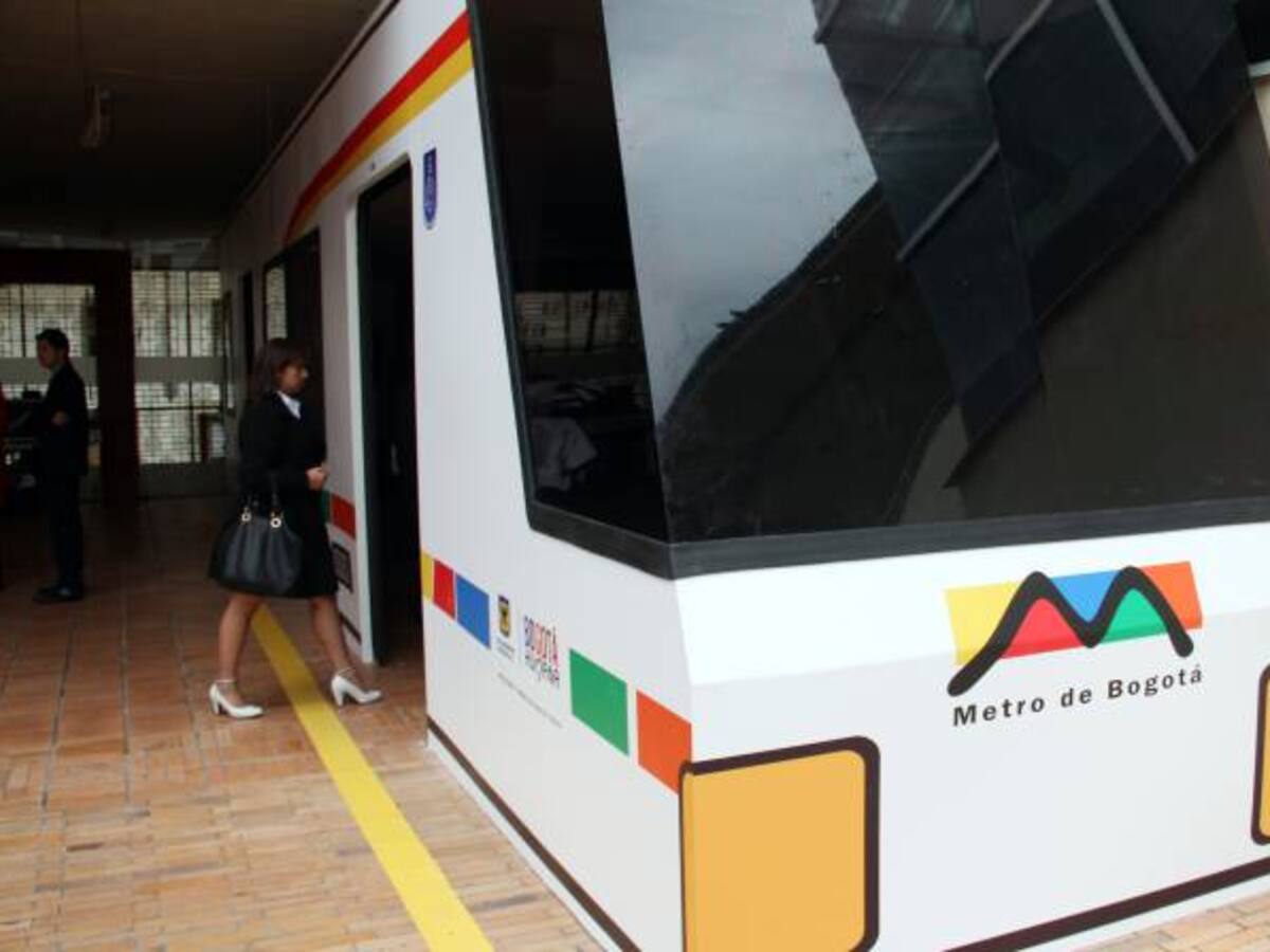 "En 19 meses se iniciarán obras del metro para Bogotá"