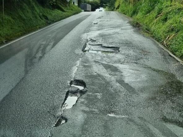 Corredor en mal estado. Cortesía.
