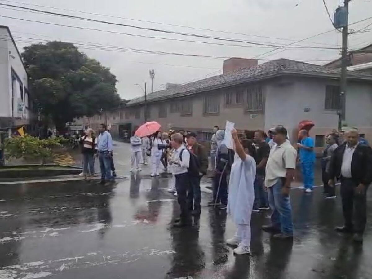 Hospital San Rafael de Itagüí suspendió servicios por malas condiciones laborales