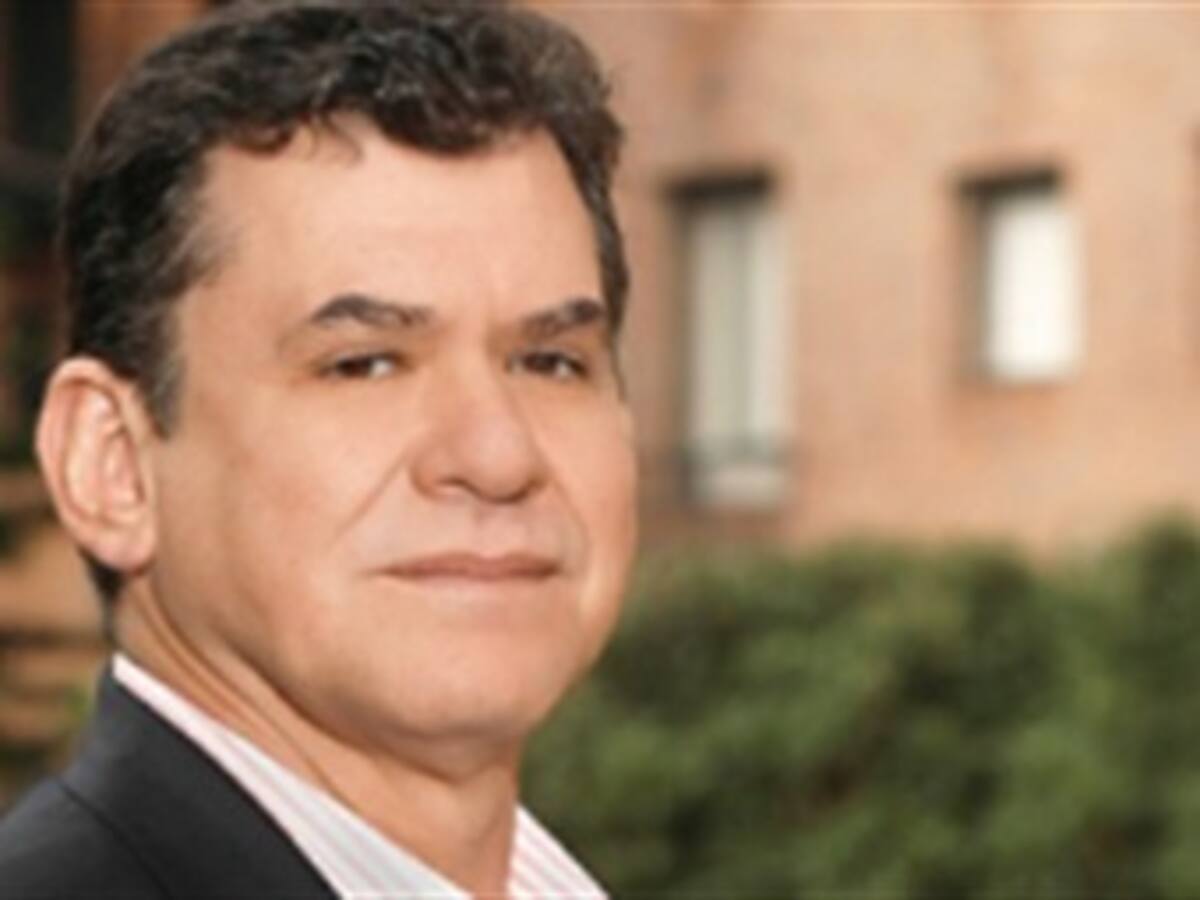 Amenazas tienen que ver con mafias locales de poder: León Valencia