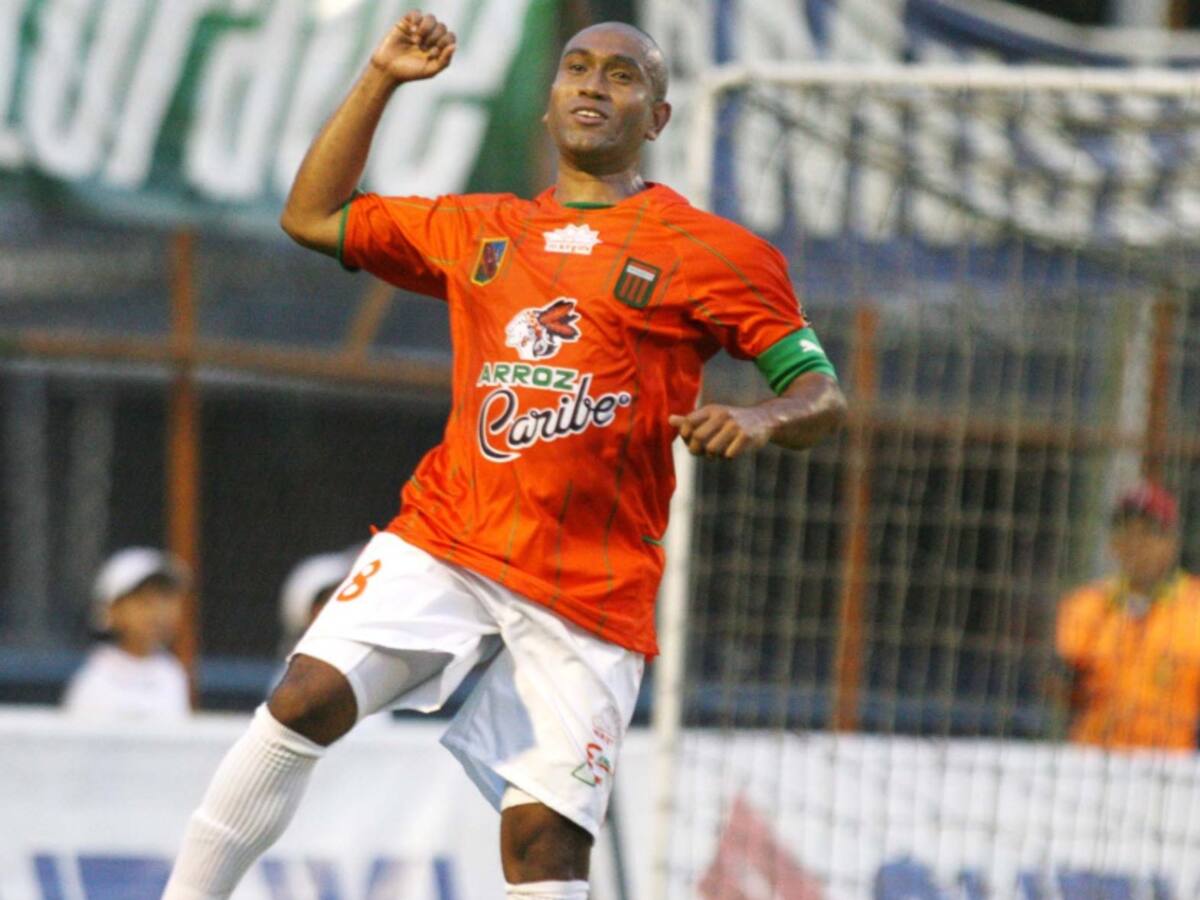 "James no se quería ir del Envigado por jugar al lado mío": Neider Morantes