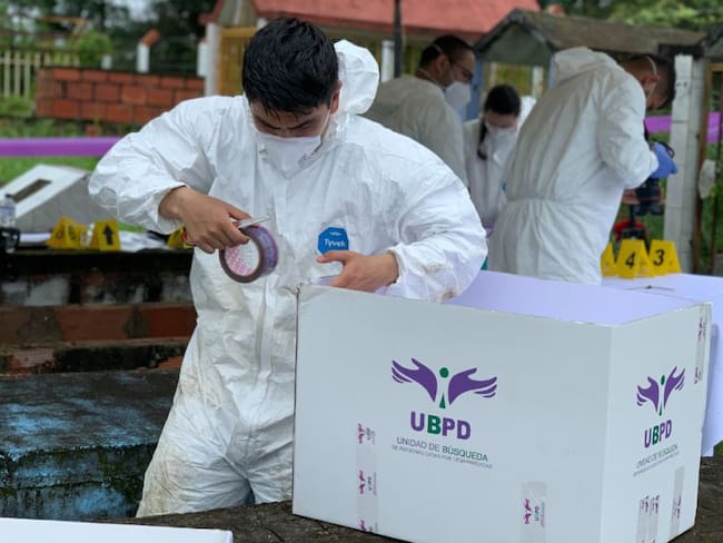 Unidad de Búsqueda recupera seis cuerpos en cementerios de Arauca