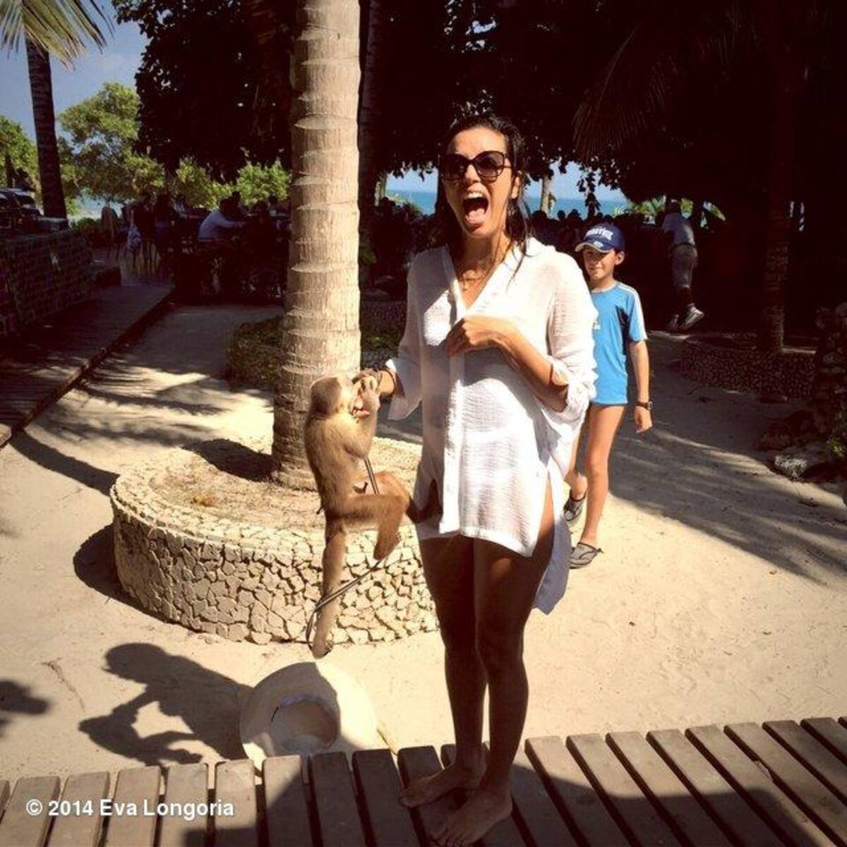 La actriz y modelo estadounidense, con ascendencia mexicana, está pasando unas felices vacaciones en Cartagena con algunas amigas y familiares.