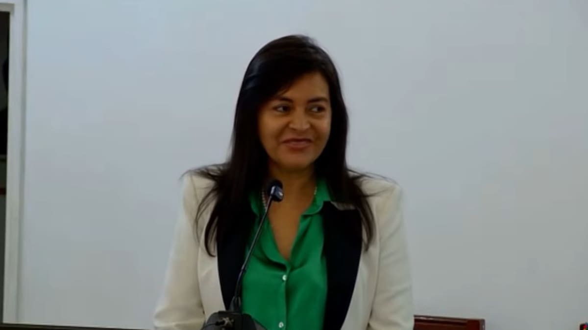 Elsa Jazmín González es la nueva contralora de Bucaramanga