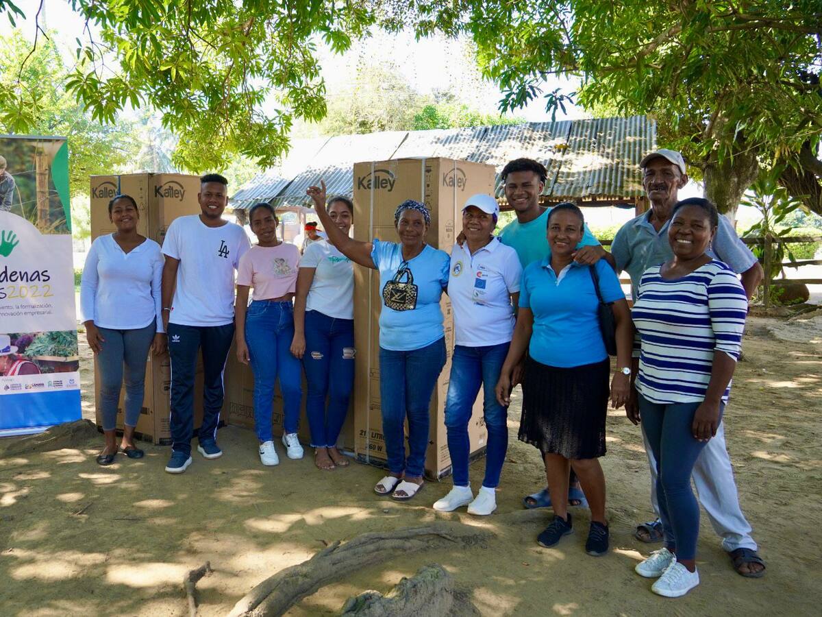 Unidades productivas de Minicadenas Locales recibieron entrega de activos en Bolívar