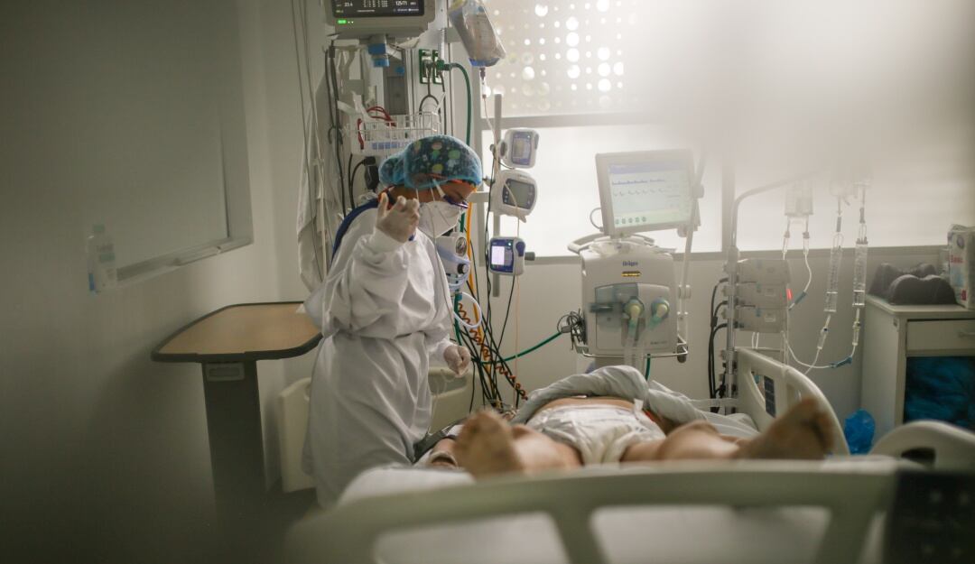 Nuevo record en fallecimientos por COVID-19 en el país