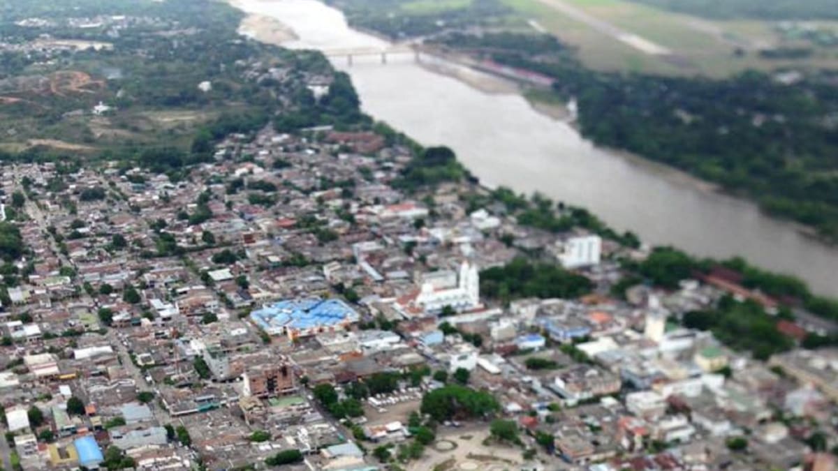 Cancelan ferias y decretan toque de queda y ley seca en Puerto Berrío