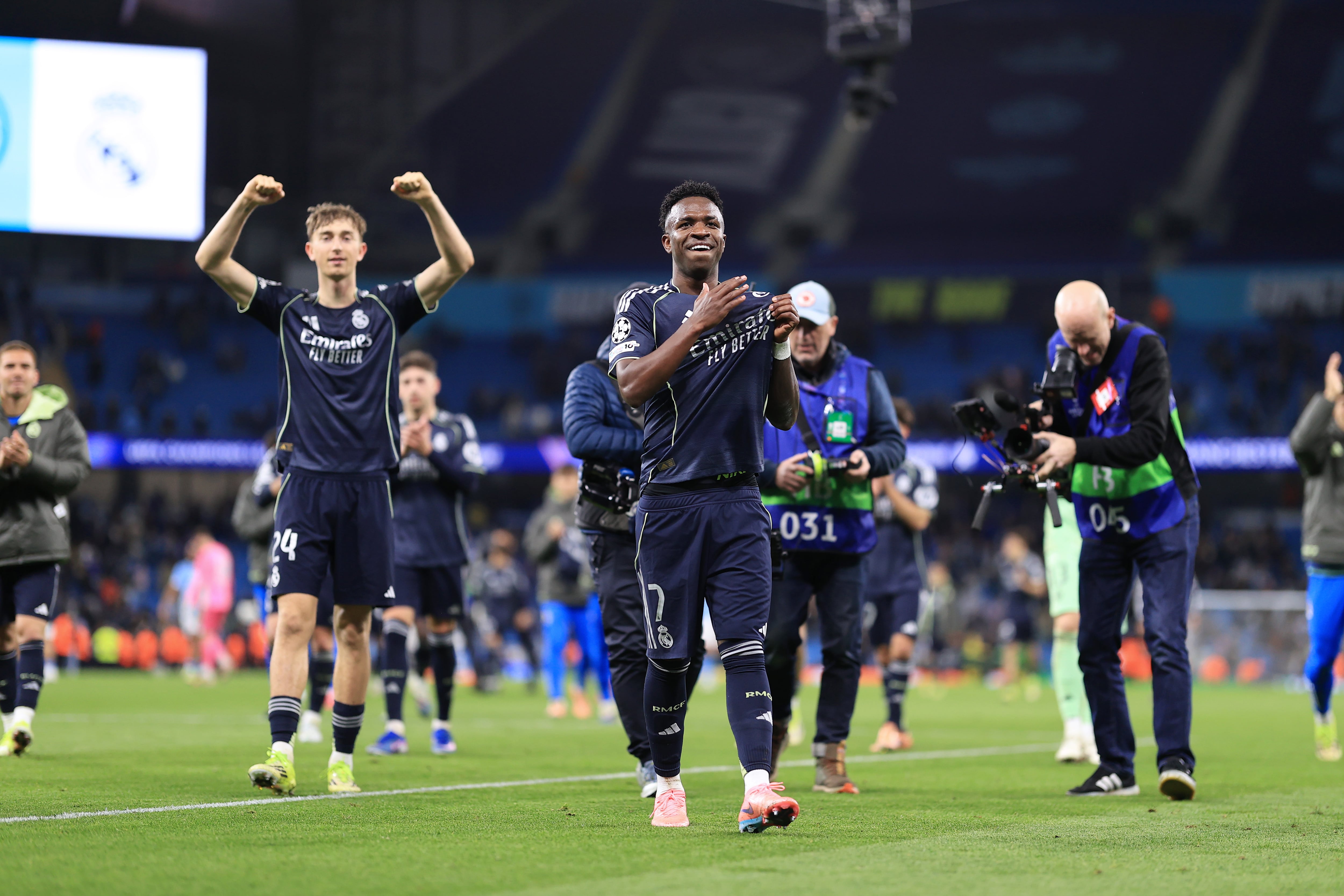 MANCHESTER, ENGLAND - MARCH 17: Vinicius Junior of Real Madrid celebrates victory after the UEFA Champions League 2025/26 Round of 16 Second Leg match between Manchester City FC and Real Madrid CF at City of Manchester Stadium on March 17, 2026 in Manchester, United Kingdom. (Photo by Simon Stacpoole/Offside/Offside via Getty Images)