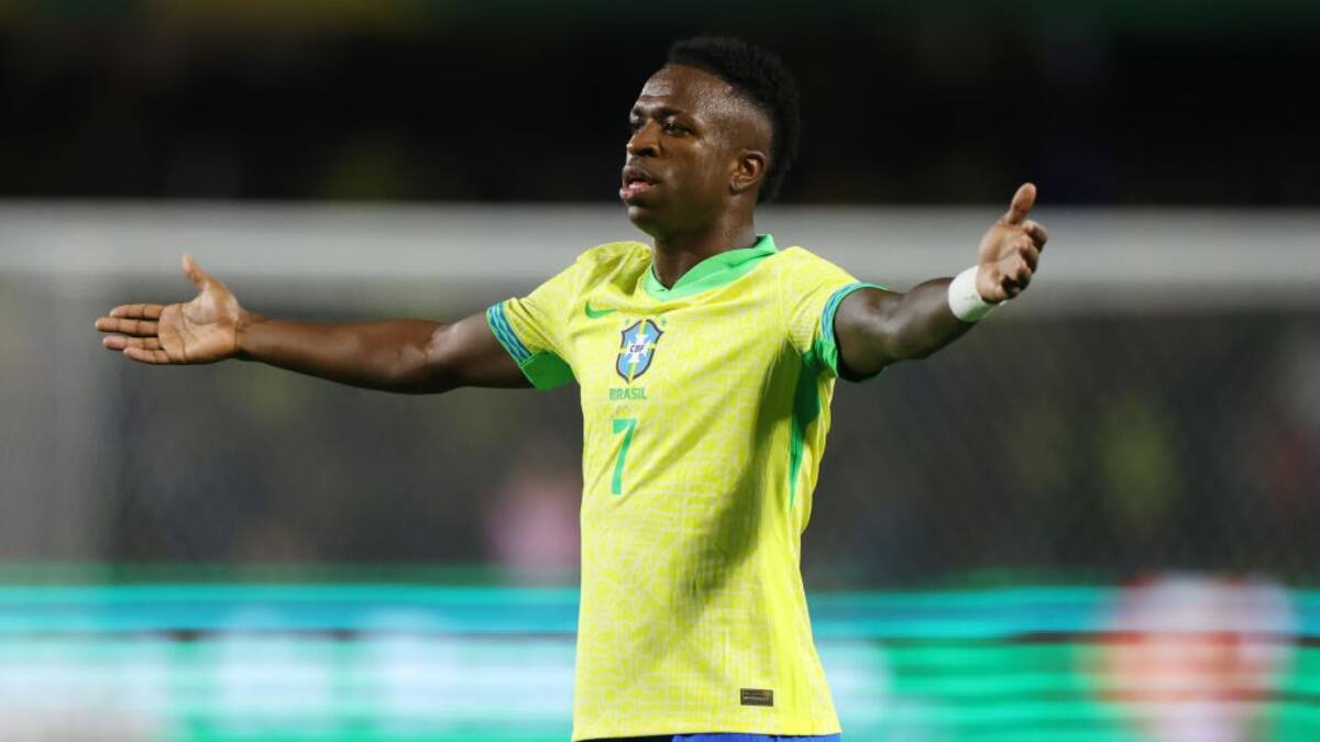 Presidente de Brasil pide no convocar a la selección a jugadores como Vinícius o Rodrygo