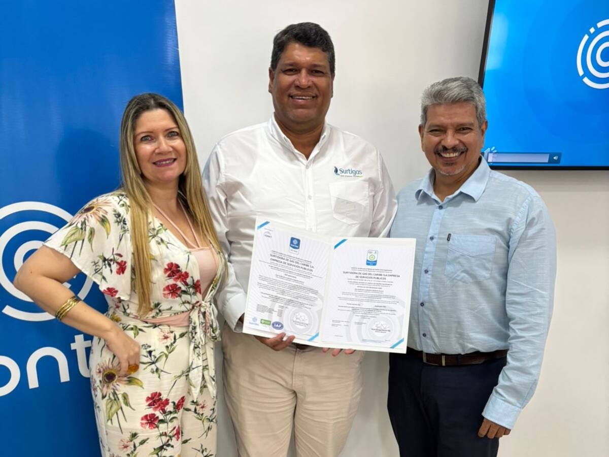 Surtigas recibe la certificación sello oro en Basura Cero