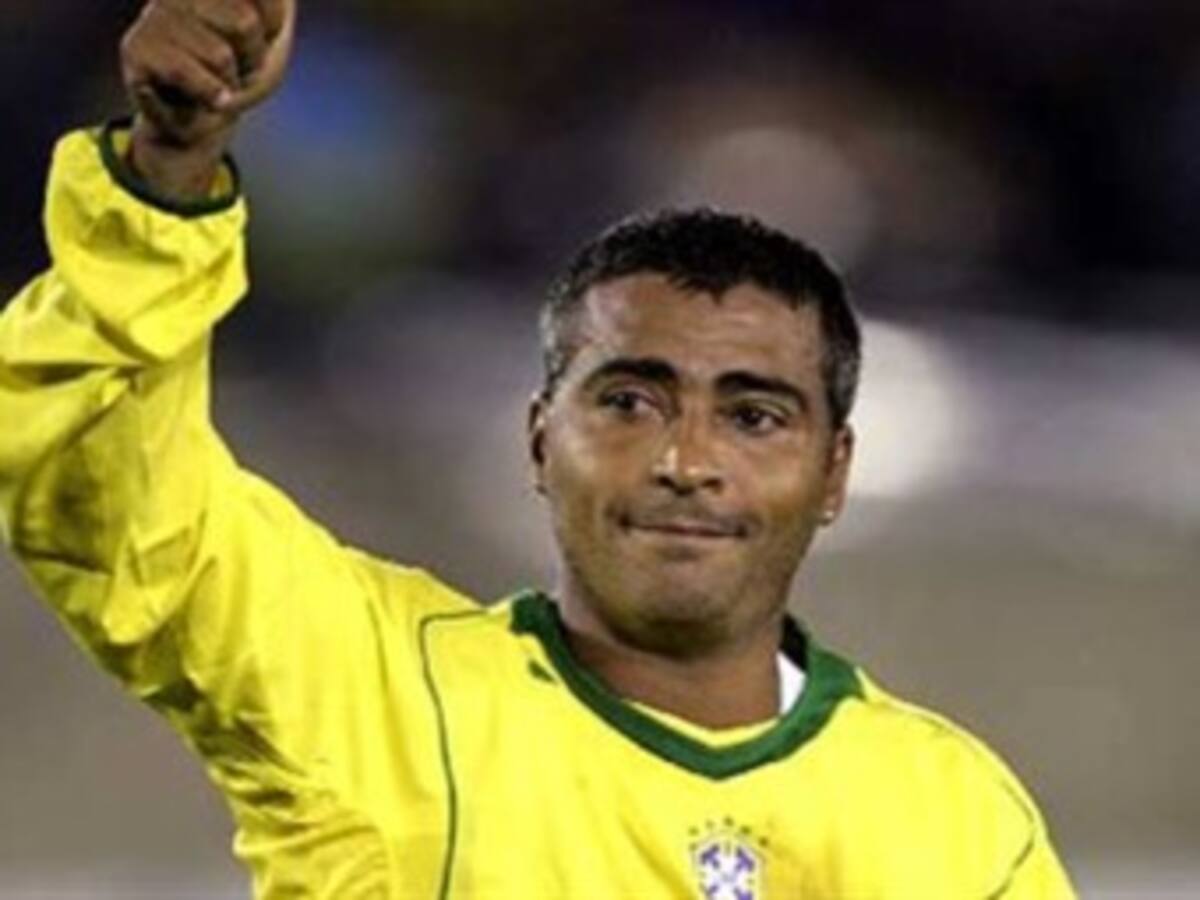Romário dice que salida de Teixeira libra de 'un cáncer' al fútbol brasileño