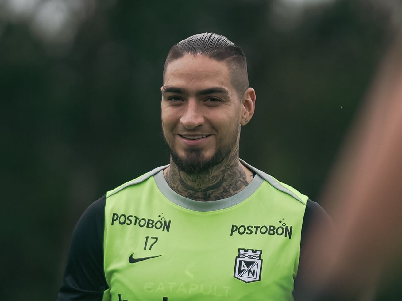 Enternecedora reacción de la abuela del Chicho Arango al enterarse de que jugaría en Nacional / @nacionaloficial