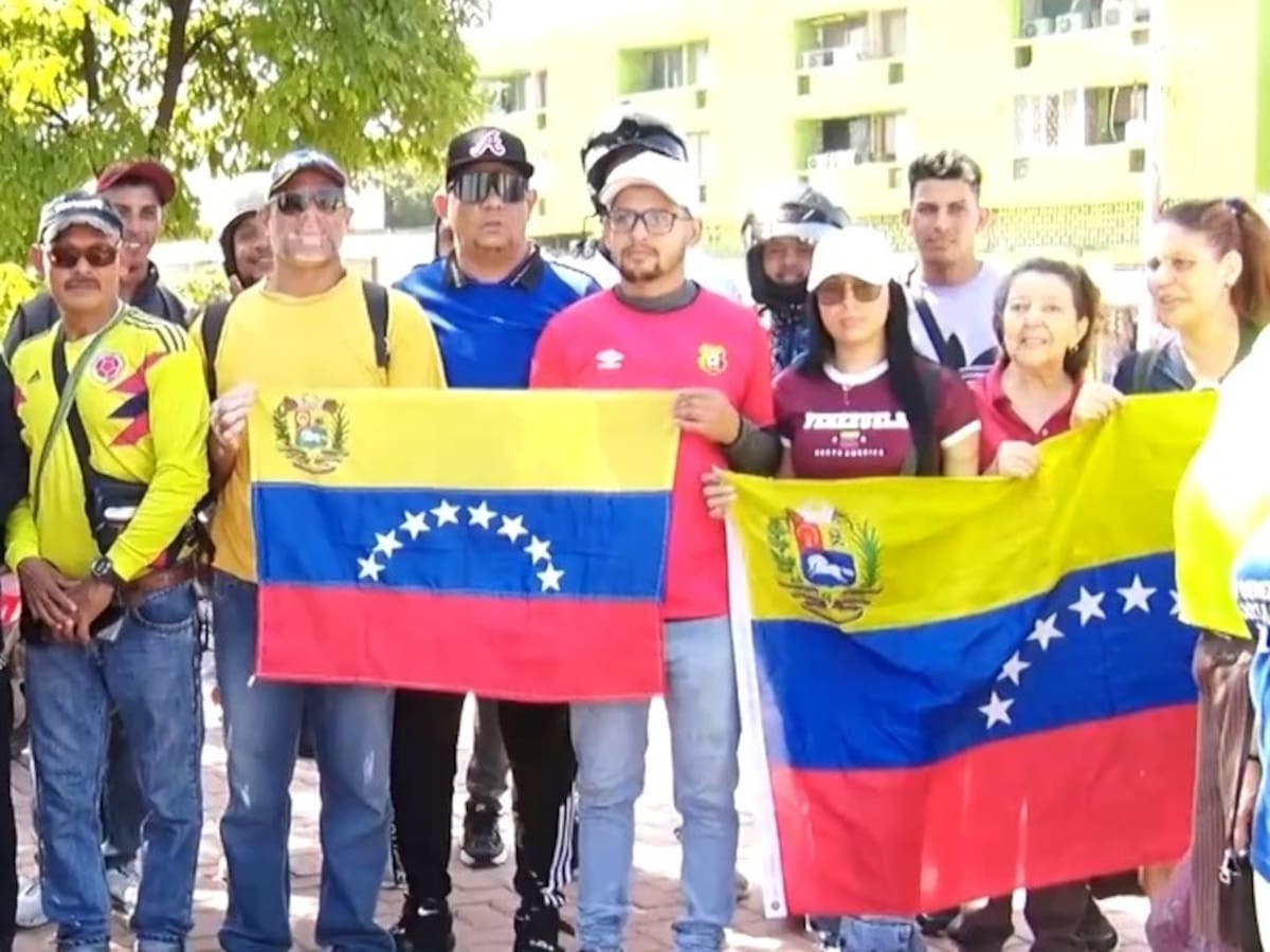 Venezolanos en Cartagena realizan plantón en rechazo a Nicolás Maduro