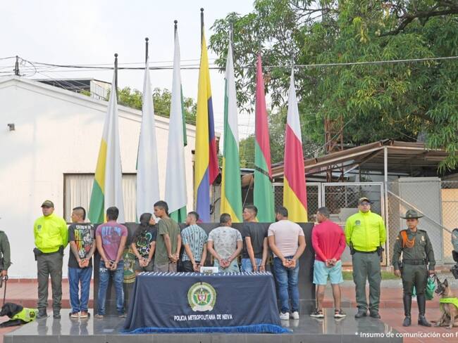 Es de anotar, que como resultado a la actividad judicial, se logra además, la incautación de 326 dosis de Marihuana listas para su expendio.