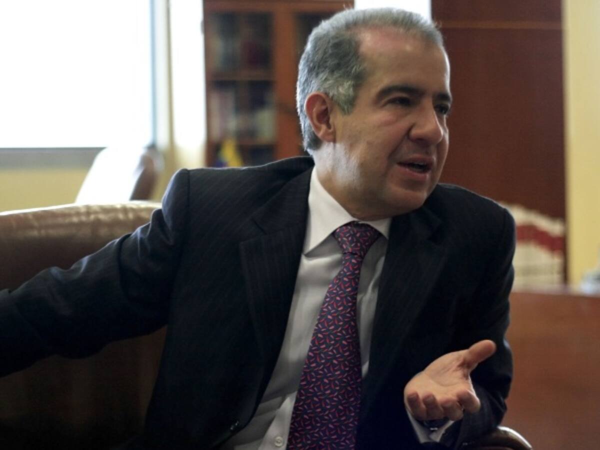Exfiscal Mario Iguarán niega haber captado dineros a través de firma de abogados