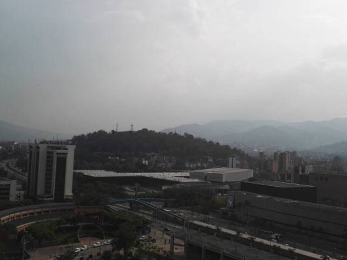 Arranca pico y placa ambiental en Valle de Aburrá