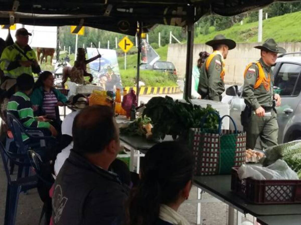 Este lunes festivo, en el peaje de Tuta, Boyacá, se realiza el mercado vial campesino