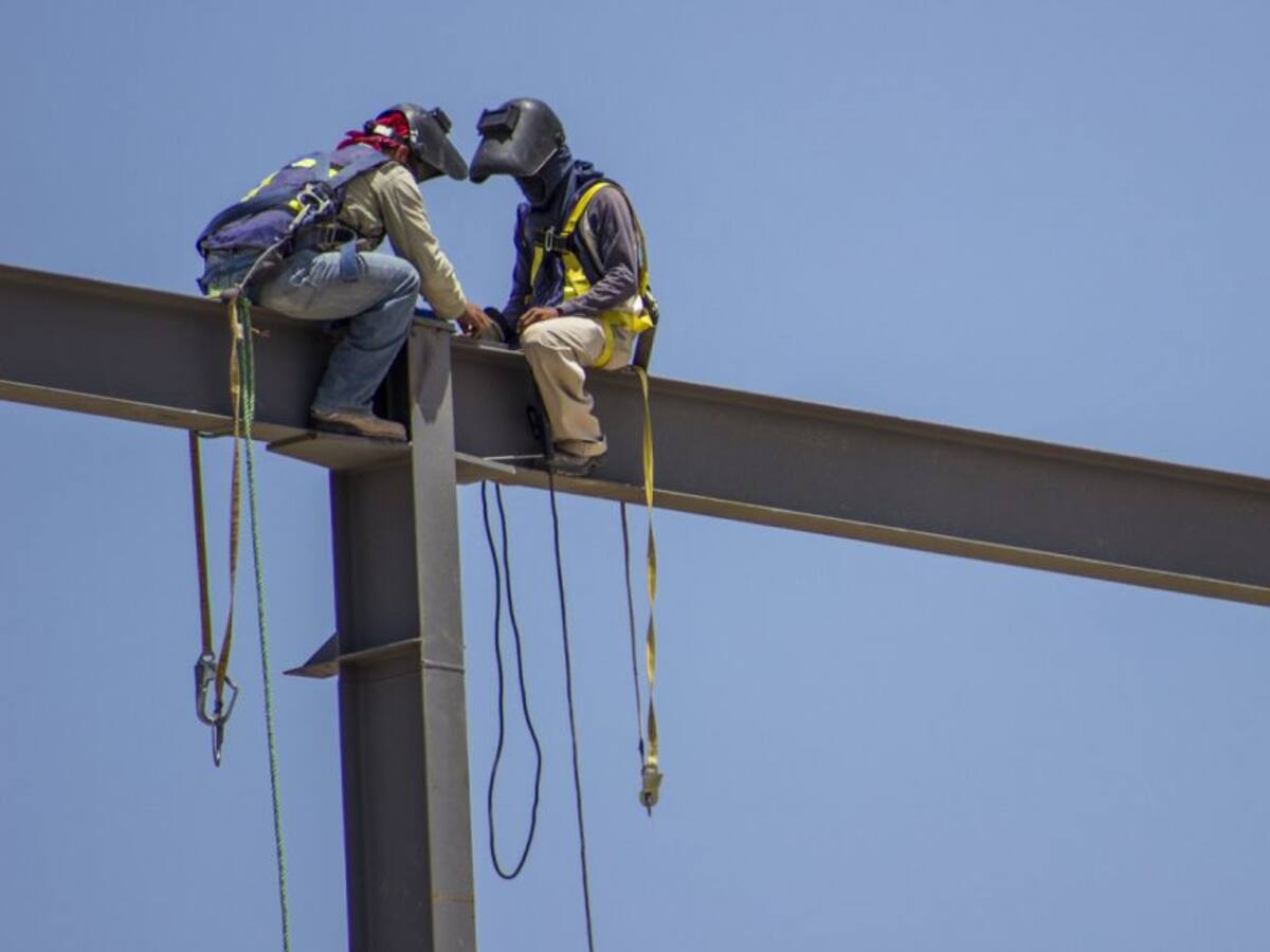 En Cartagena, manufactura y construcción operará vigilada por el Dadis