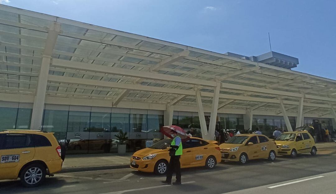 Fachada aeropuerto Ernesto Cortissoz