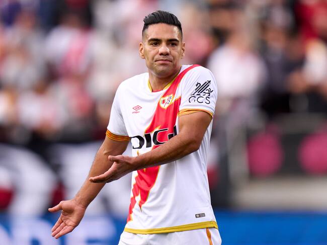 Radamel Falcao of Rayo Vallecano reacts during the LaLiga EA Sports match between Rayo Vallecano and Girona FC at Estadio de Vallecas on November 11, 2023 in Madrid, Spain. (Photo by Angel Martinez/Getty Images)