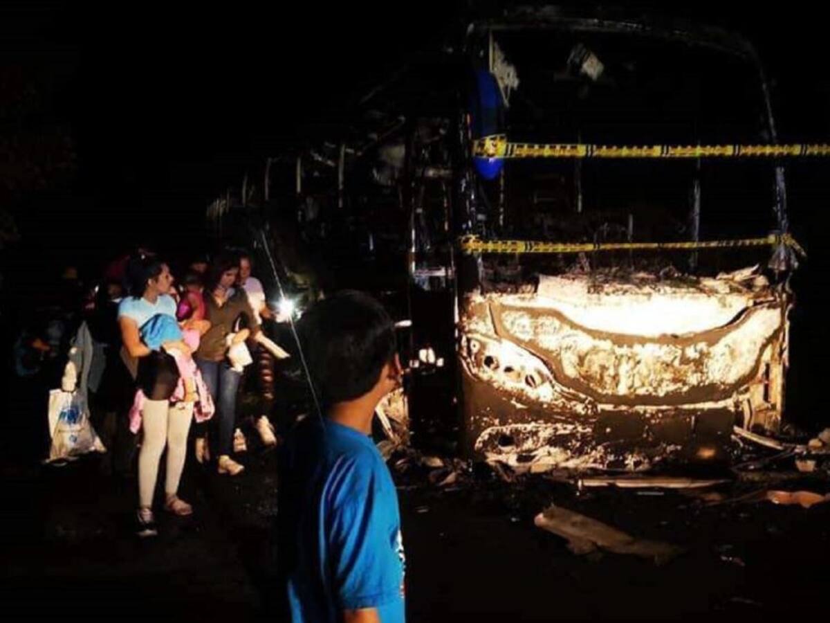 MinDefensa ofrece $1.000 millones por autores de atentado en Saravena