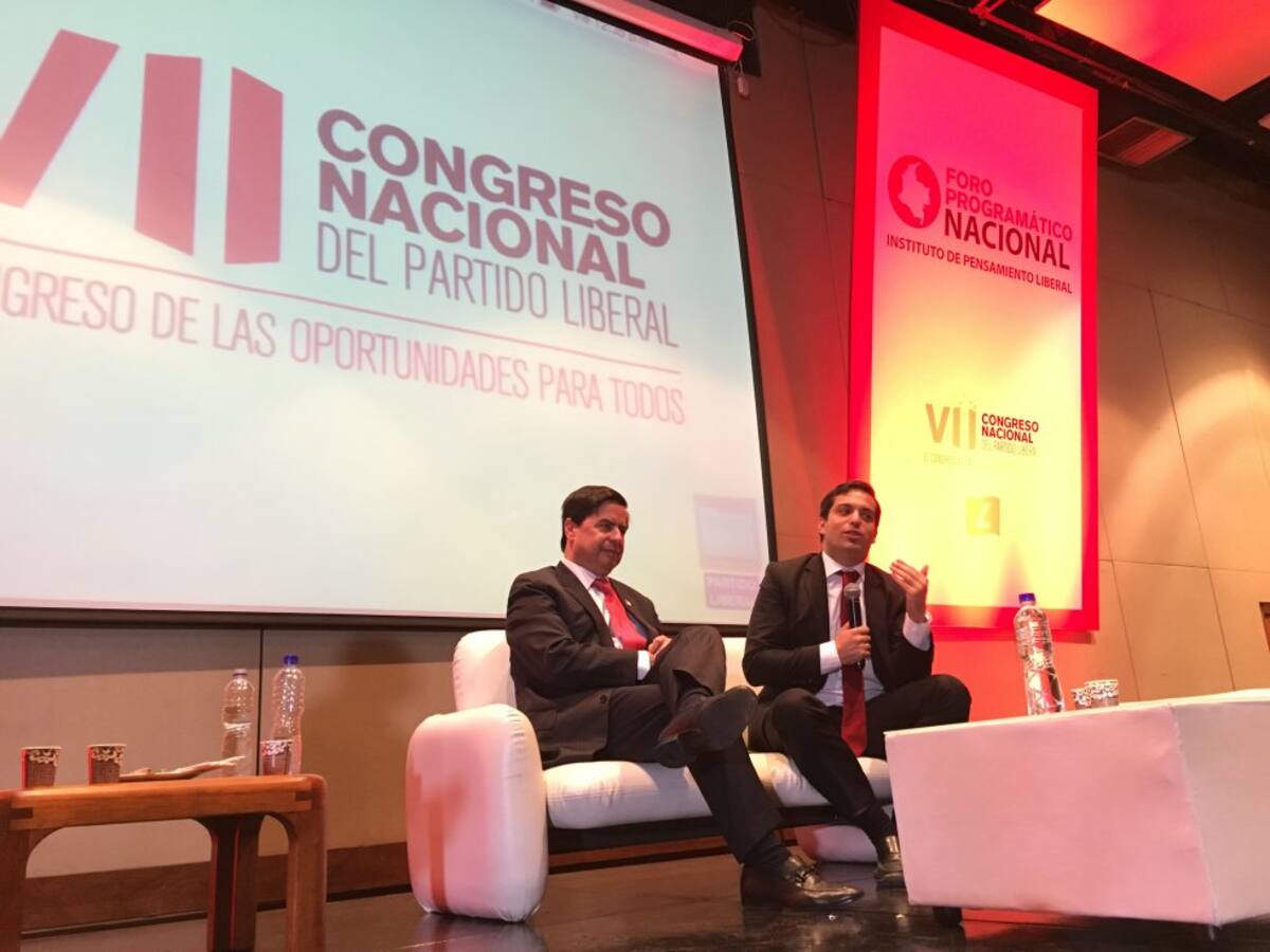 Durante el Congreso Nacional del partido propusieron a César Gaviria como jefe único.