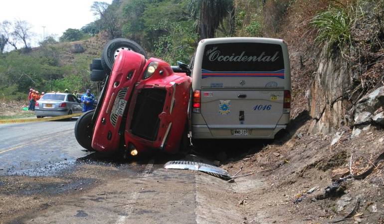 En Pereira los familiares de los viajeros esperan noticia de sus seres queridos.