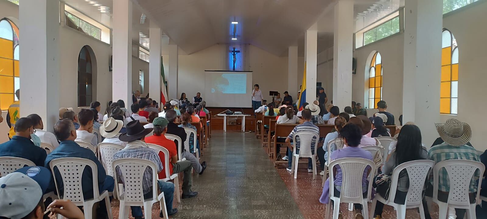 En el municipio de Somondoco, Boyacá, la comunidad hace un llamado a las autoridades competentes para que se tomen medidas con la empresa Gravimax SAS / Foto: Caracol Radio