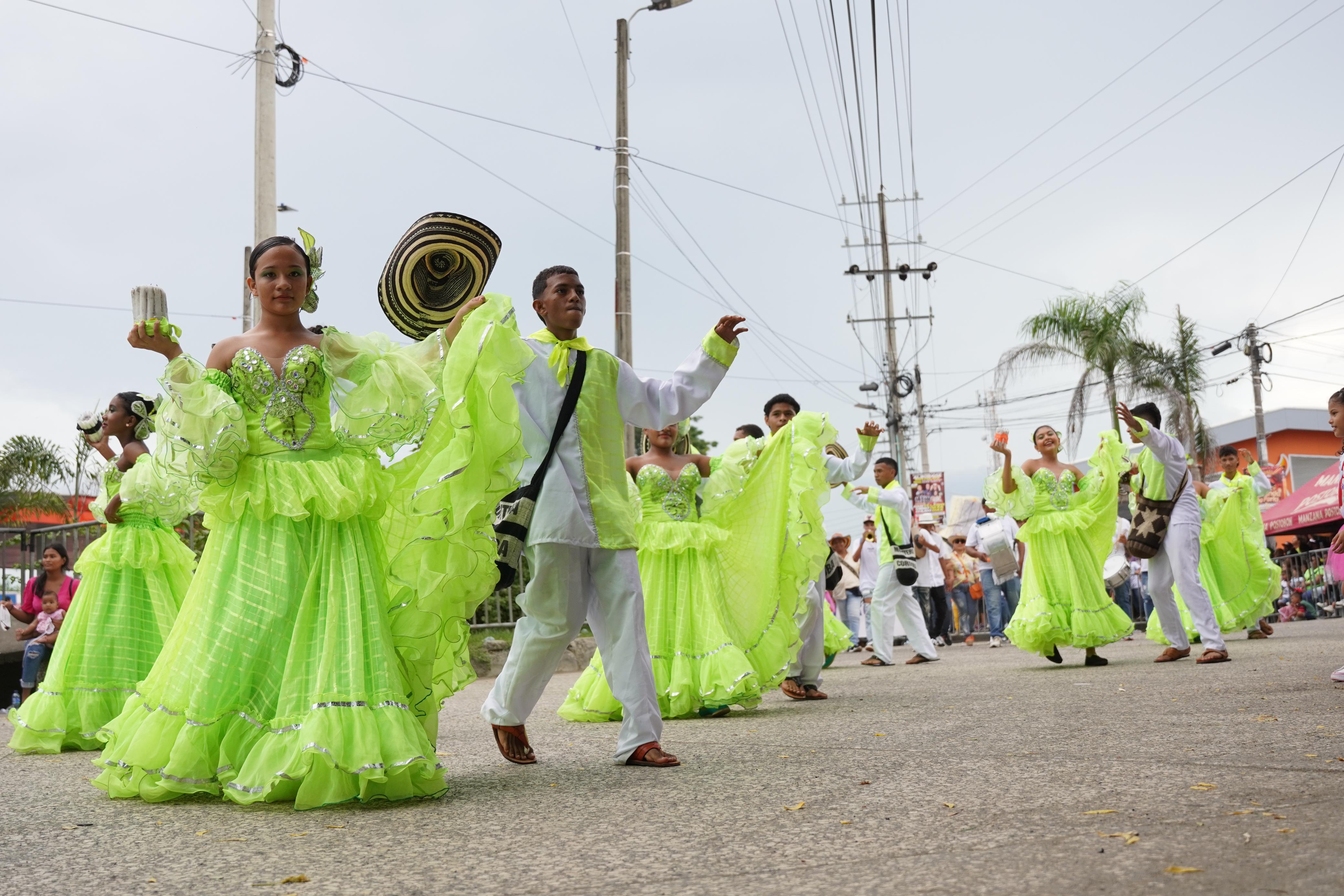 Parada folclórica infantil en la Feria de la Ganadería en Montería.