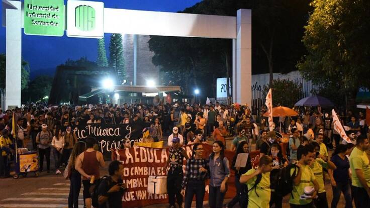 La universidad está en la olla, asi se llama la nueva marcha de estudiantes de la Uis.