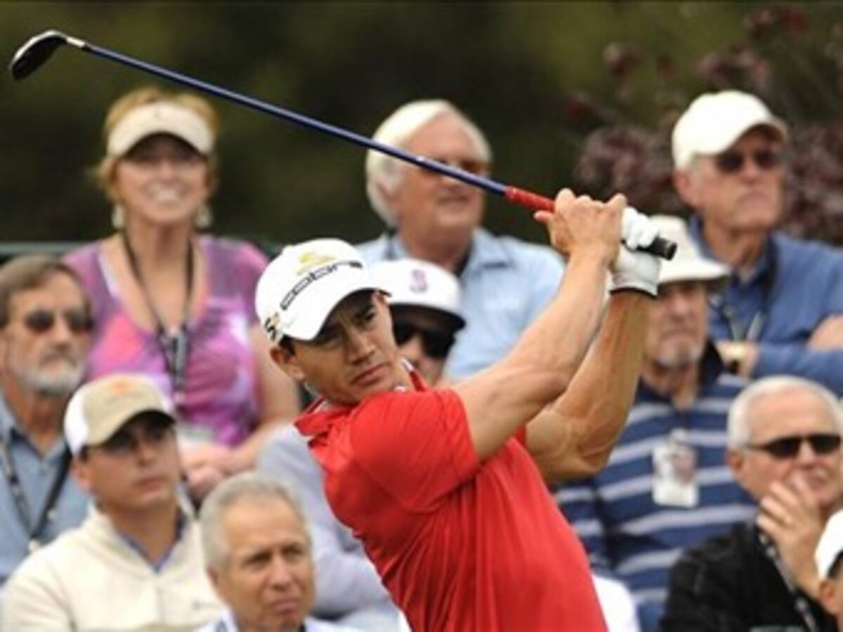 Camilo Villegas cayó al puesto 13 del Chevron de golf