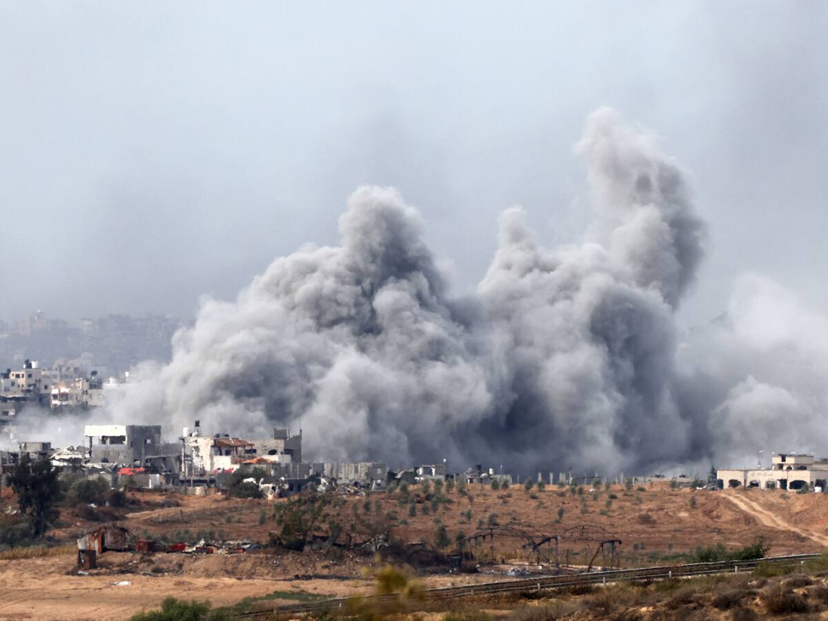 Israel continúa operación militar en Gaza un día antes de alto el fuego pactado con Hamás