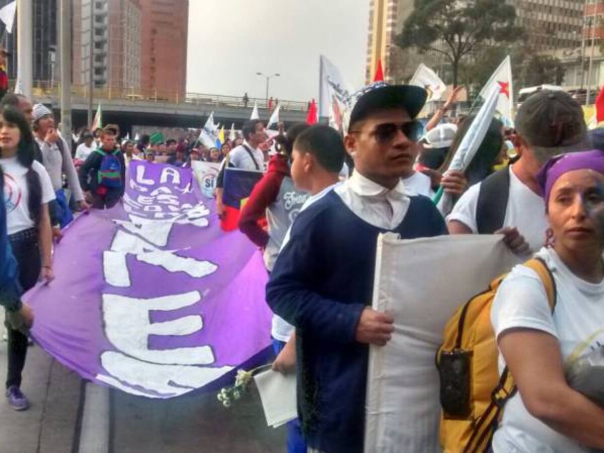 Colombia vuelve a salir a las calles para reclamar rapidez en los acuerdos de paz