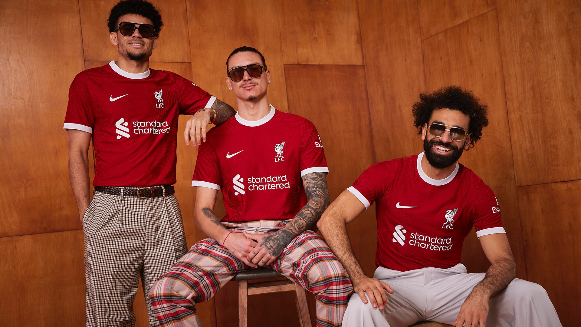 Liverpool presenta su nueva camiseta / @LFC
