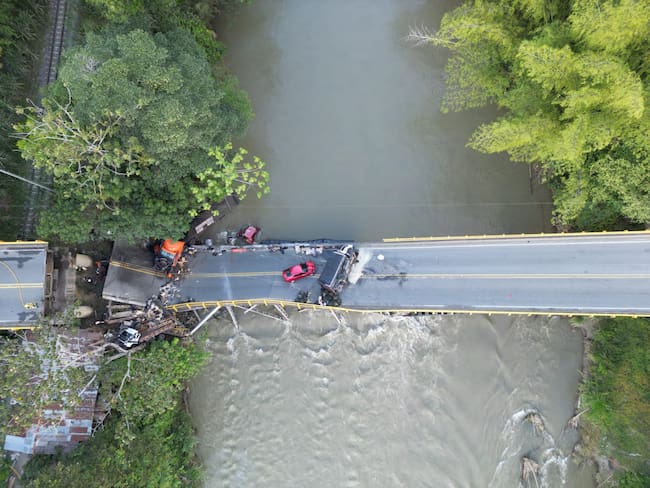 Puente colapsado en Río La Vieja- Informador Quindío
