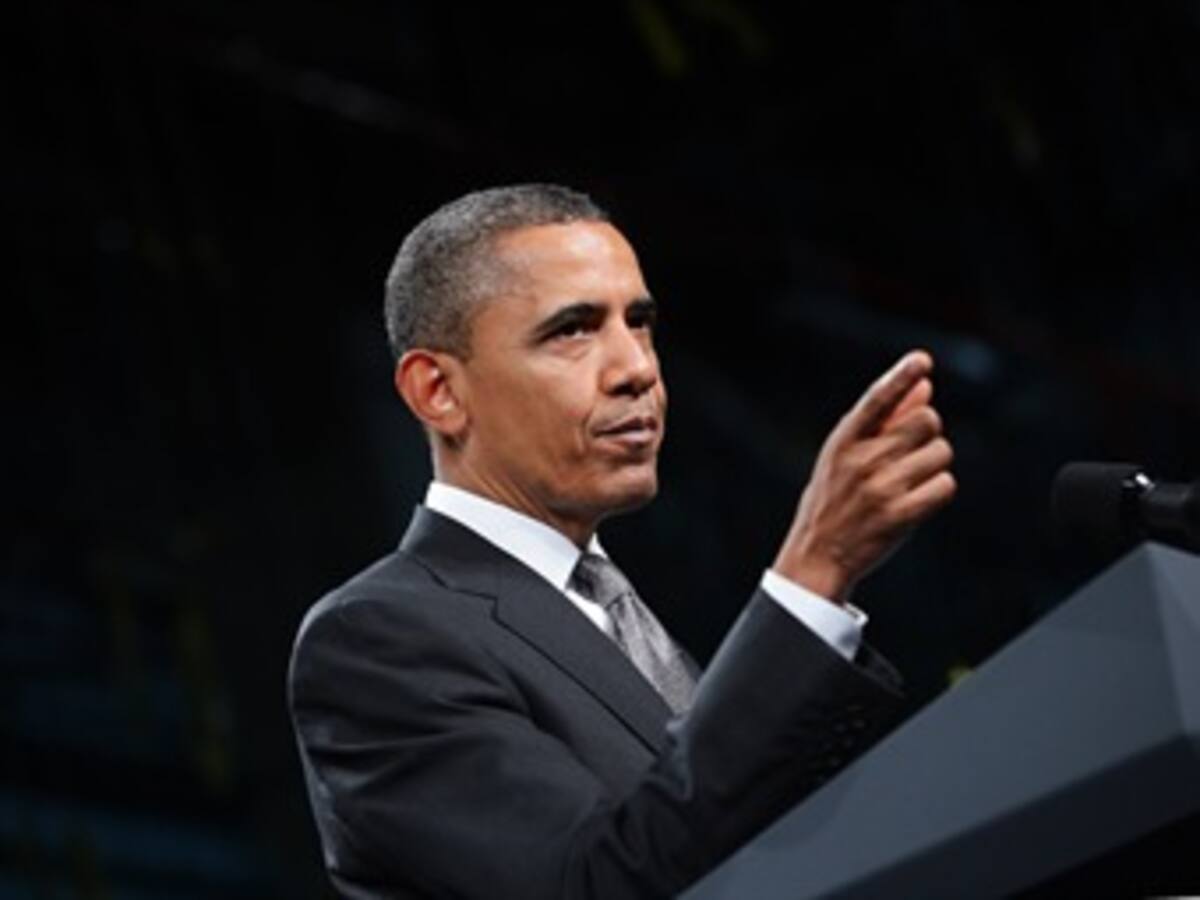 Obama llega a Newtown para acompañar a familiares de las víctimas de masacre