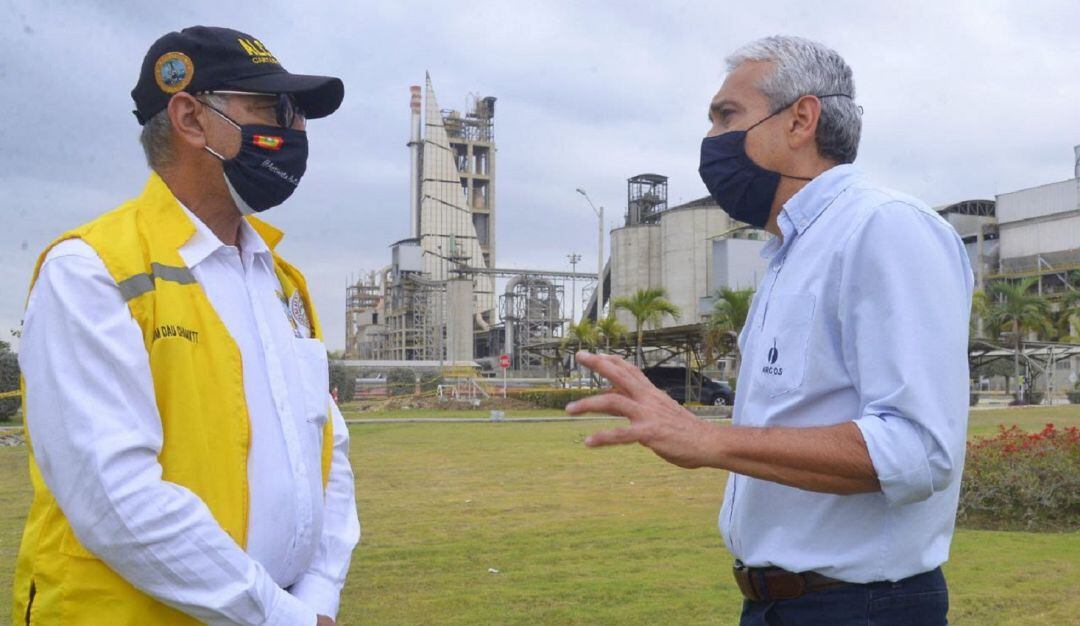 Algunas de las obras serían pavimentación de vías, arreglo de viviendas y fortalecimiento de las comunidades