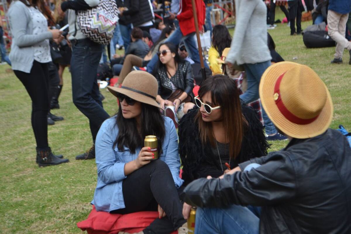 Club Colombia se encargó de mostrar costumbres del festival original y las mujeres que servían cerveza y algunos organizadores estaban la tradicional ropa alemana