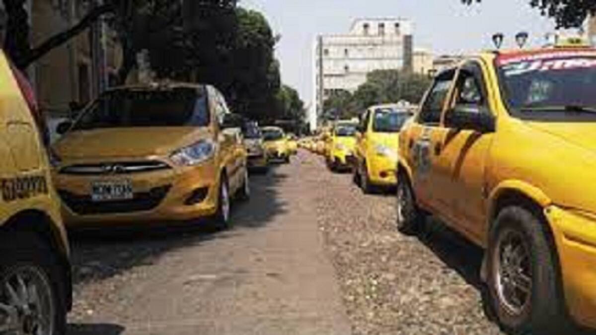 Taxistas no se salvan de los robos en semana santa