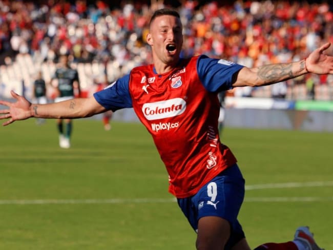 Luciano Pons: "Me voy adaptando y conociendo con 'Pipe' y todo el plantel"