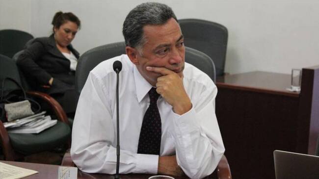 El secretario de Educación de Manizales, Juan Carlos Gómez, aseguró que son falsas las acusaciones sobre el docente señalado de cometer actos sexuales. Foto: Adrian Rodríguez (W Radio)