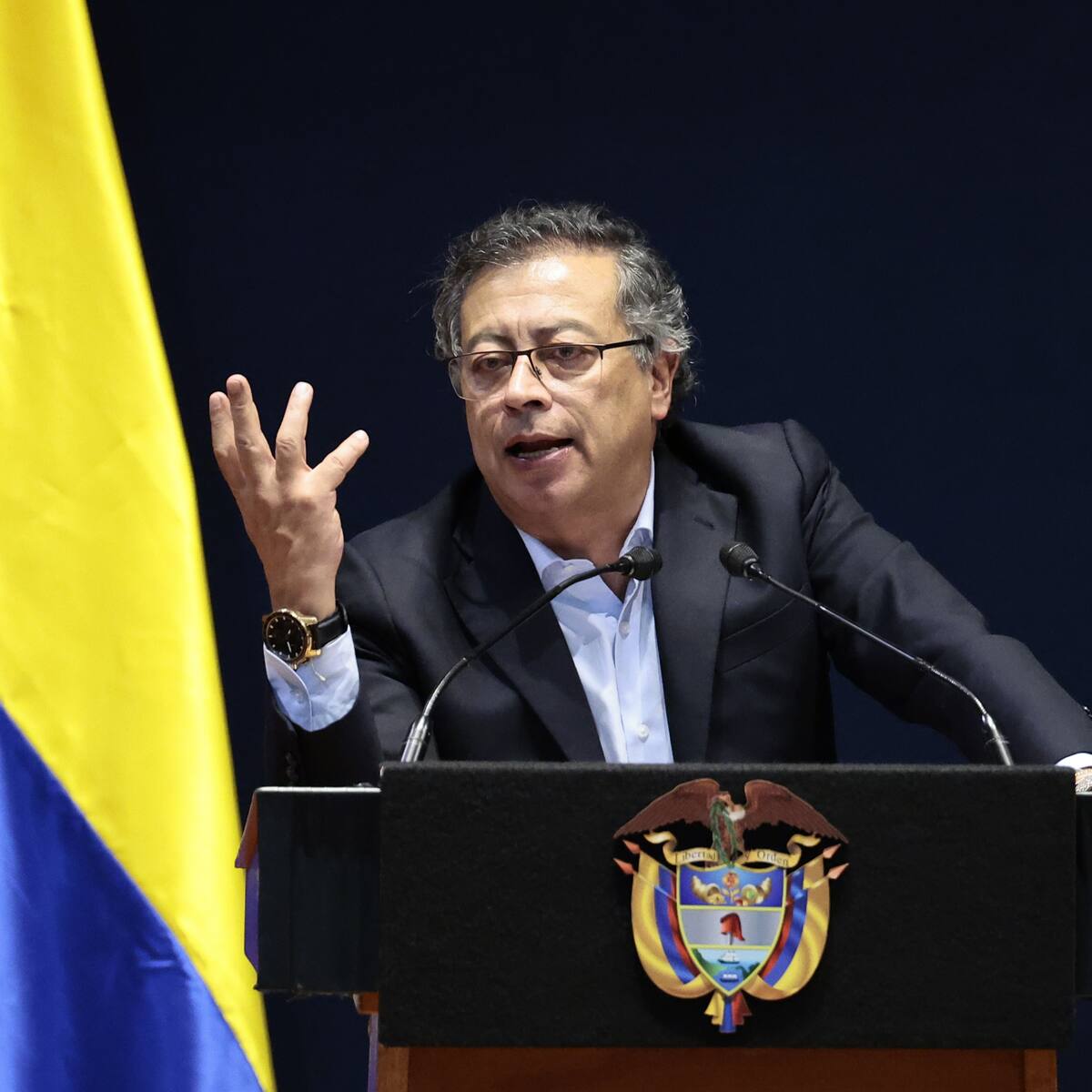 Defensa de Petro asegura que no responderá cargos del CNE contra el presidente