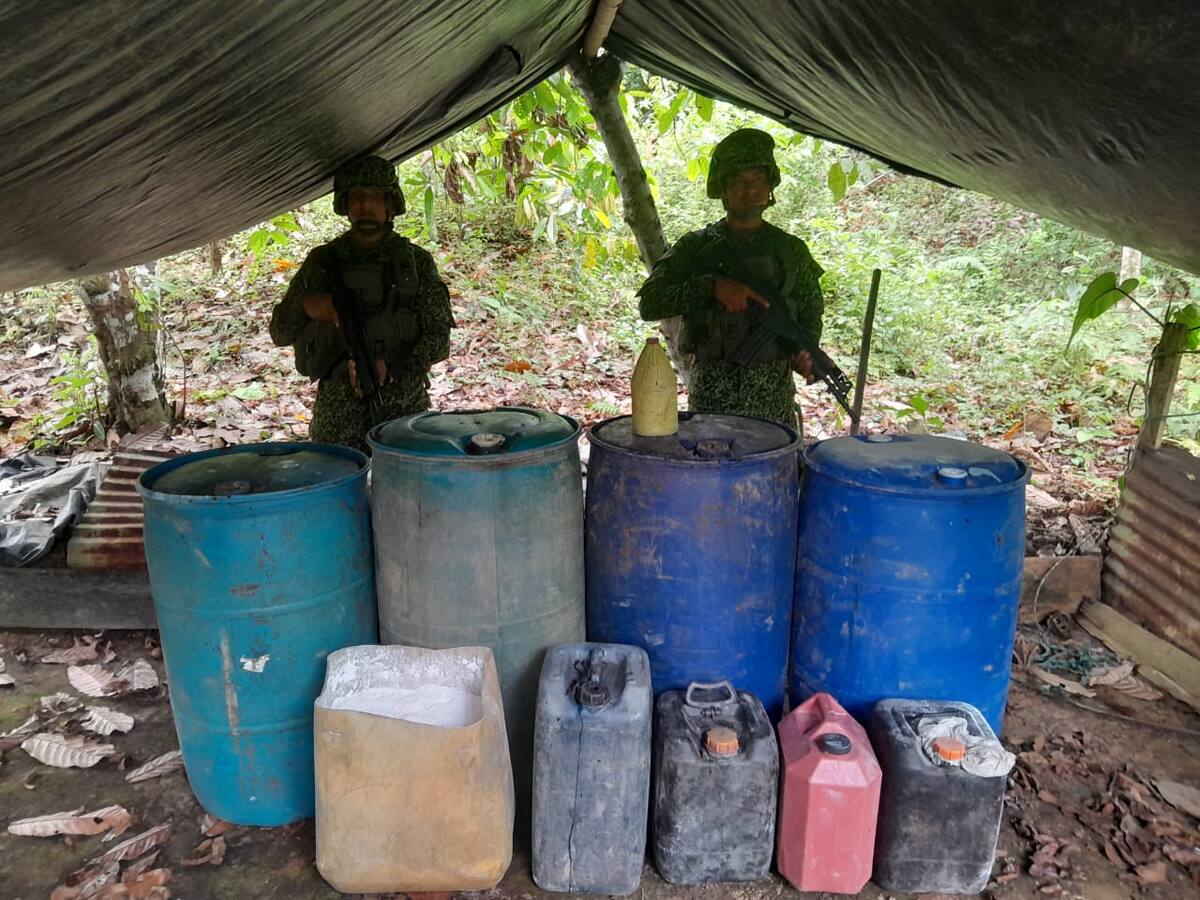 El Ejército ubicó un depósito ilegal de sustancias para el narcotráfico en Sardinata