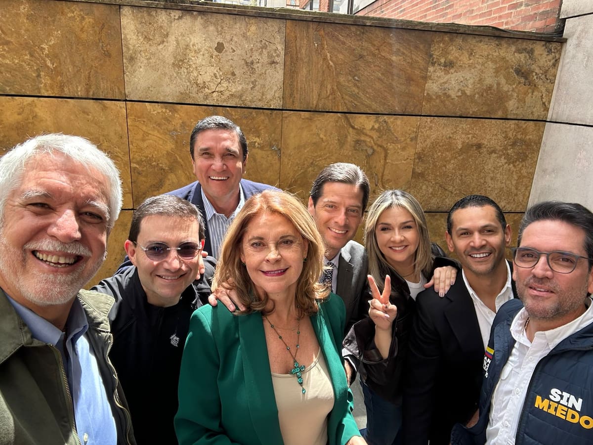 ¿Nueva alianza? La reunión de precandidatos que abre la posibilidad para presidenciales del 2026