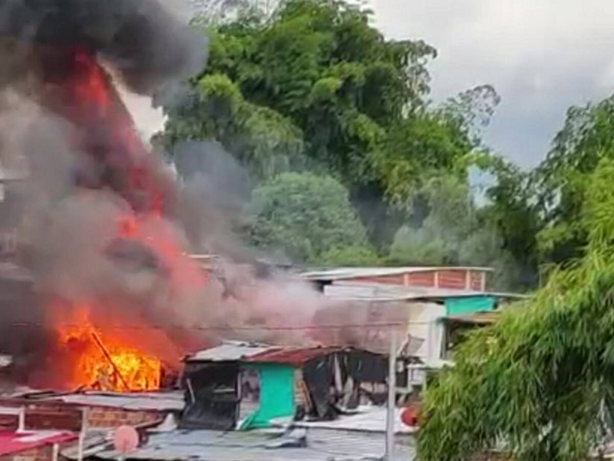 Nueve viviendas resultaron afectadas por incendio estructural en Armenia